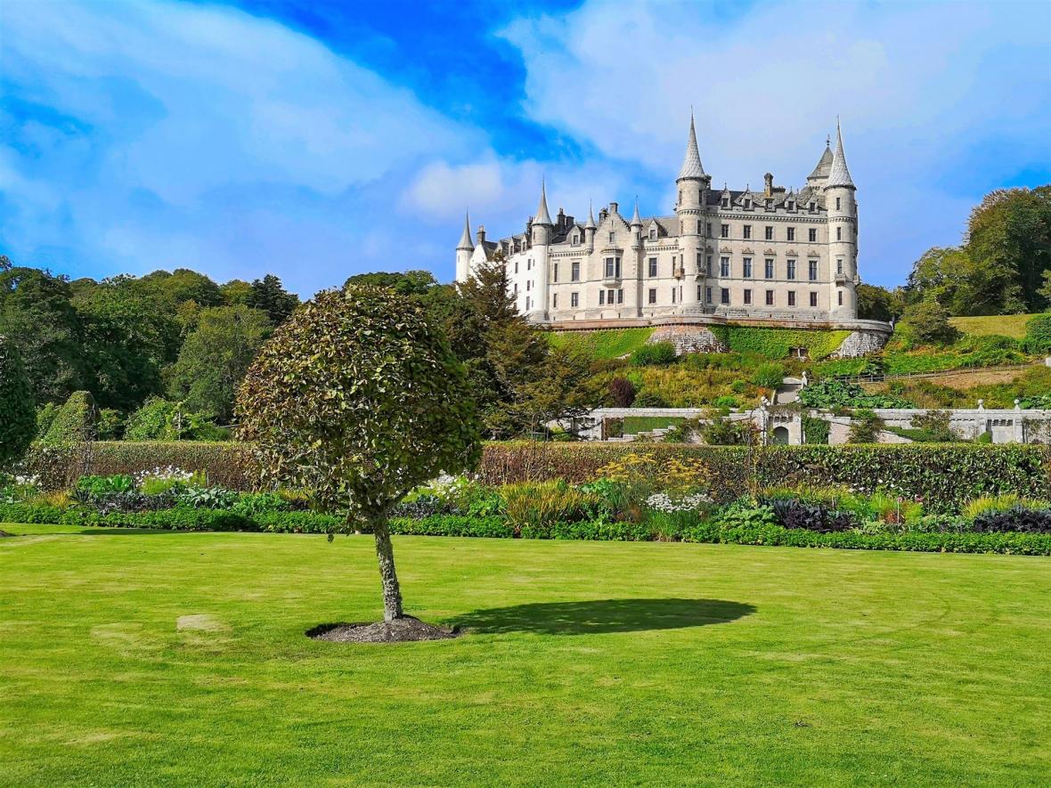 Dunrobun Castle