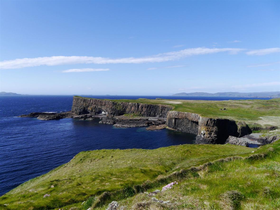 Insel „Staffa“ mit seinen Basaltsäulen